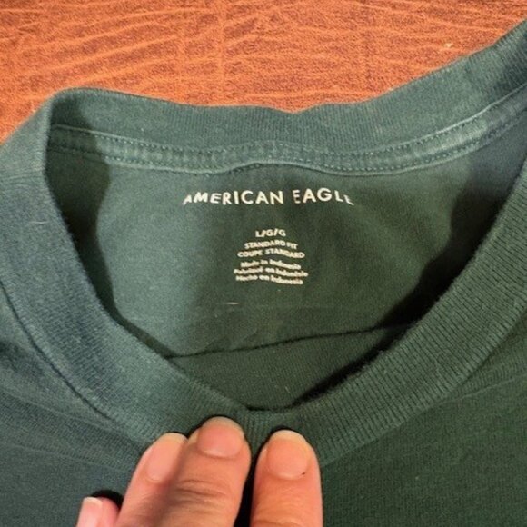 American Eagle T-Shirt Size L Standard Fit - Picture 2 of 8